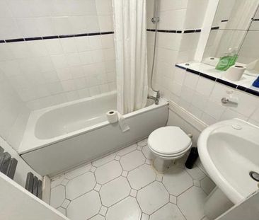 Room in a Shared Flat, Basin Approach, E14 - Photo 2