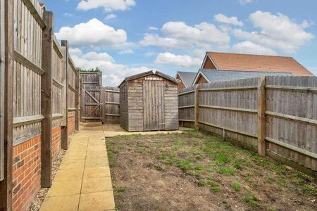 Oak Avenue, Wokingham, RG40 - Photo 5