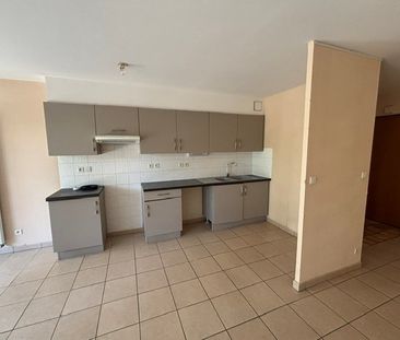 Location Appartement 3 pièces 72m² LA MOTTE SERVOLEX 73290 - Photo 3