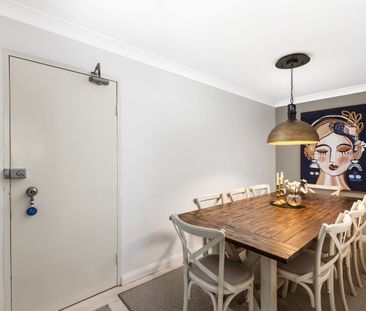 MODERN TWO BEDROOM APARTMENT IN HEART OF ST MARYS - Photo 2