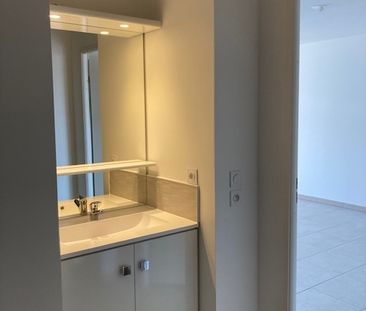 Location Appartement 2 pièces 43m² - Photo 2