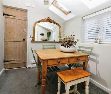 2 bedroom cottage to rent - Photo 3