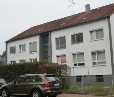 N-Katzwang: Gehobene 2-Zimmer-DG-Wohnung (u.a. mit Parkett, Granit,... - Photo 1
