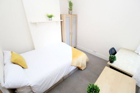 5 bedroom house to rent Harrow Road, Southsea, PO5 - Photo 5