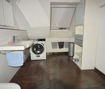 Möbliertes Cityapartment mit traumhaften Blick über die Stadt - Photo 1
