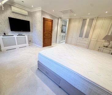 Thames Street, Poole - Photo 5