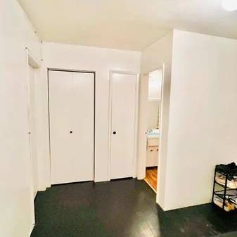 1 Bed 1 Bath Apartment🌟 - Photo 4