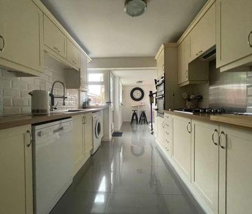 Thurnall Close, Baldock, SG7 - Photo 4