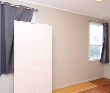 4 Bedroom Home in Manurewa - Photo 4