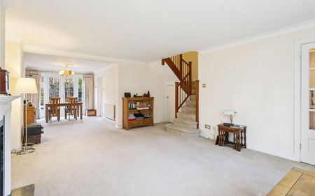 St. Georges Road, Weybridge, Surrey, KT13 - Photo 4