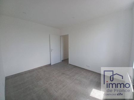 Location appartement t2 40 m² à Saint-Marcellin-en-Forez (42680) - Photo 3