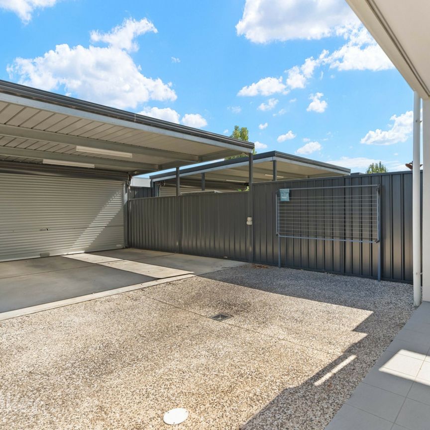 31 Abercrombie Avenue, Woodforde SA, Belconnen - Photo 1