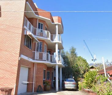 Highgate Hill - Photo 5