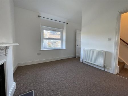 2 bedroom terraced house to rent - Photo 3