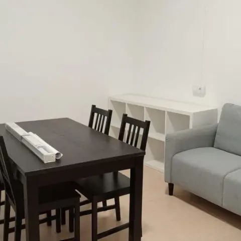 Piso en alquiler en Plaça de la Paeria - Foto 1