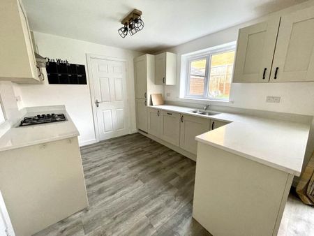 4 bedroom house to rent - Photo 4