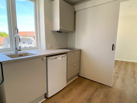 Lys lejlighed med god plads i Nørresundby - Foto 3