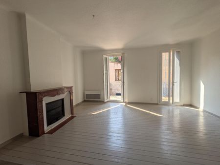Location Appartement 1 pièce 44m² PORT VENDRES 66660 - Photo 2