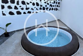 Moderna casita de una planta en Güimar