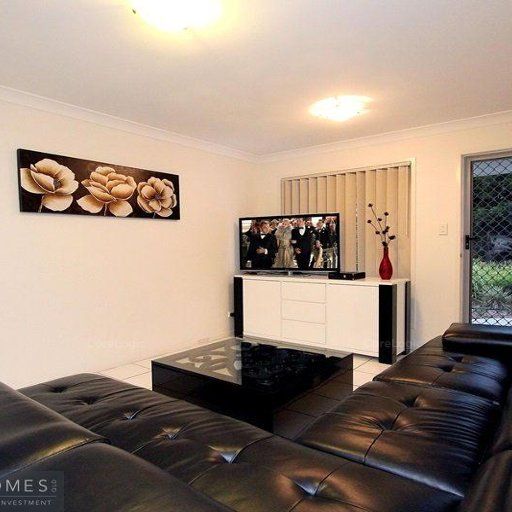 3 Bedroom Townhouse in Westminster Place - Photo 1