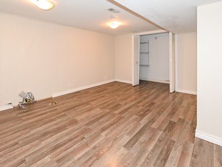 For Lease - 936 Somerville Street, Oshawa, Ontario - Photo 3