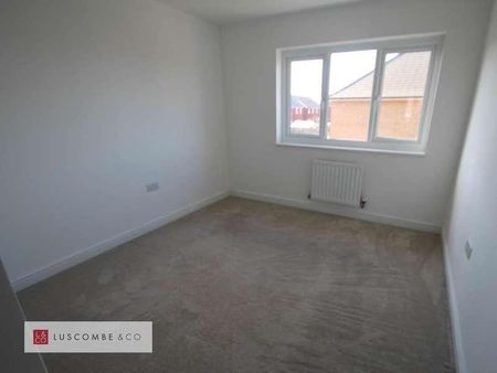 Westward Ho Crescent, Mon Bank, Newport, NP20 - Photo 3