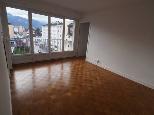 Location Appartement 3 pièces 60m² CRAN GEVRIER 74960 - Photo 1