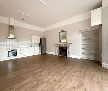 The Walk, Roath, CF24 - Photo 6