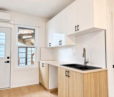 Appartement de 3 chambres Rénové! 1 Mois Gratuit ! - Photo 2