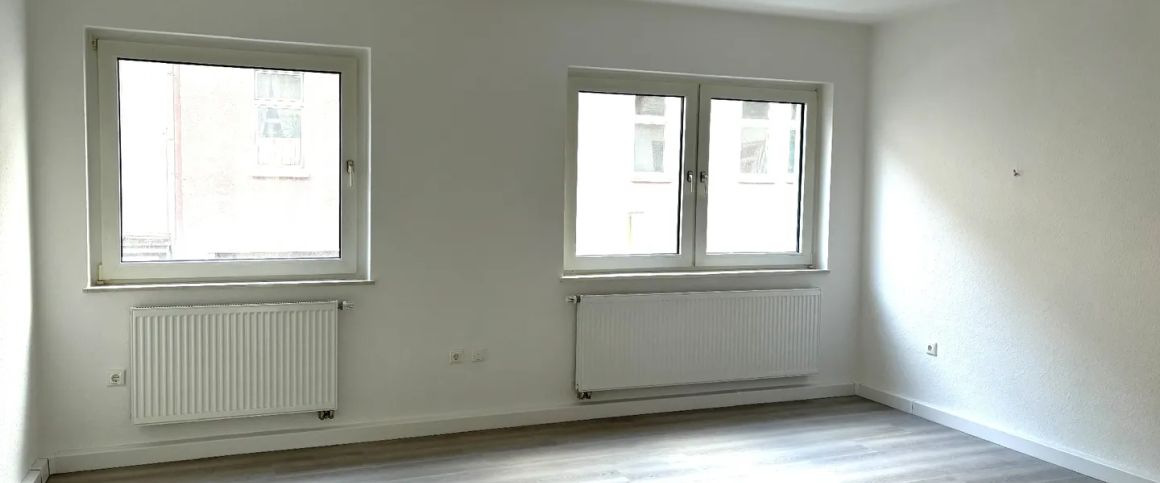 Helle 2-Zimmer Wohnung mit Balkon - Annastraße - Photo 1