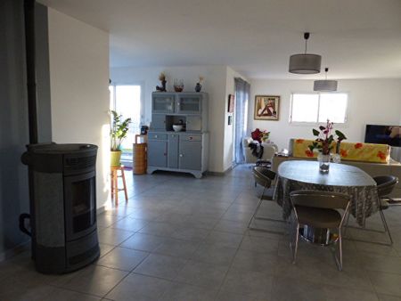 Location maison 4 pièces, 100.00m², Moutiers-les-Mauxfaits - Photo 5