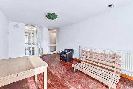 Caledonian Road, Caledonian Road, N7 - Photo 2