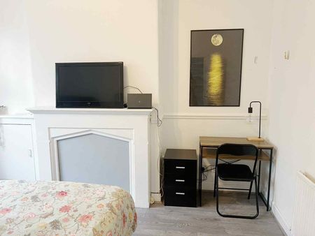 Room in a Shared House, Springbank Road, L4 - Photo 4