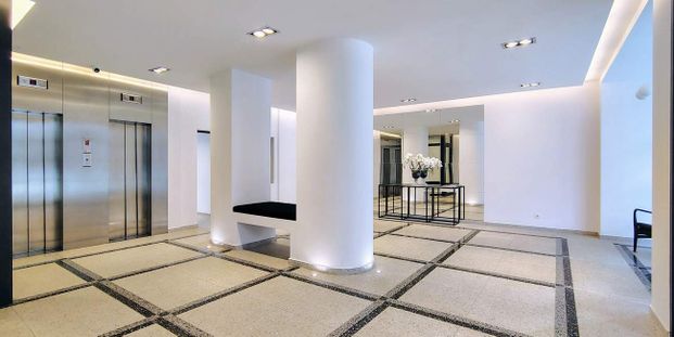 Appartement te huur in Etterbeek voor € 3.500 met 4 slaapkamers - Foto 1