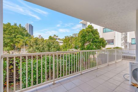 7/66 Queen Street, Southport QLD 4215 - Apartment For Rent - $750 | Domain - Photo 2