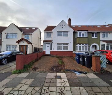 Sherwood Avenue, Greenford UB6, London - Photo 5