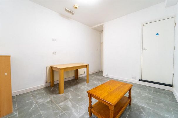 4 bedroom house to rent - Photo 1