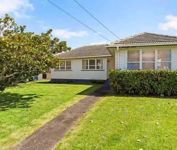 Well Located 3BR House Pakuranga - Photo 4