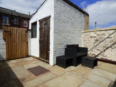 Holcombe Road, Greenmount - Photo 4