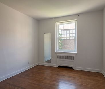 4715 Queen Mary Road - Photo 4