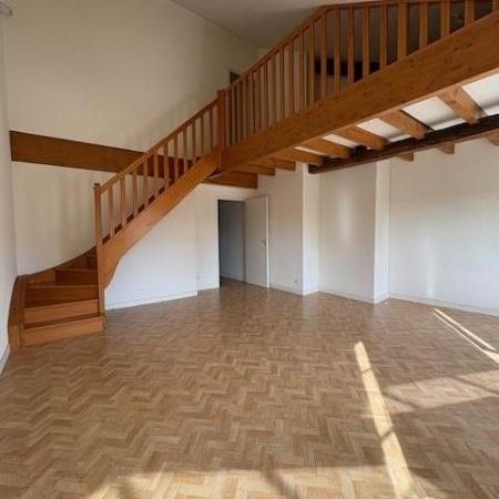 Bel appartement en duplex (Centre de CUSSET) - Photo 1