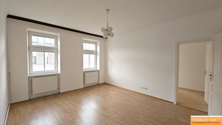 UNBEFRISTETE SANIERTE ALTBAUWOHNUNG IN DER ANTON DENGLER GASSE - Photo 2