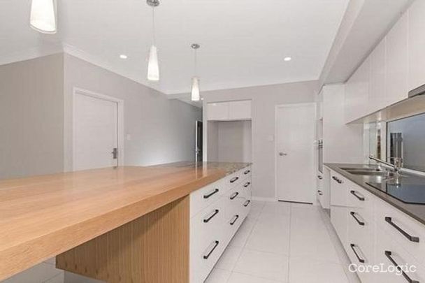 6B Bayswater Terrace, 4812, Hyde Park Qld - Photo 1