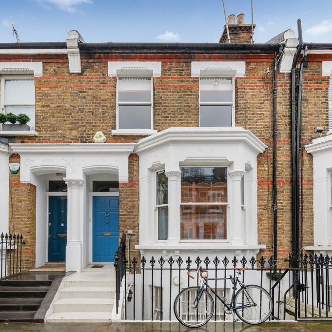 3 bedroom maisonette to rent - Photo 1