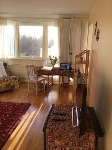 Hammarkulletorget, Angered - Photo 3