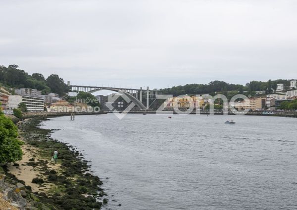 Apartamento T1 em Porto