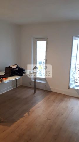 Paris 03 - Appartement F3, - Photo 2