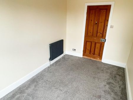 4 bedroom terraced house to rent - Photo 2