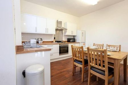 Parrin Lane, Eccles, Manchester, M30 8AY - Photo 4