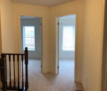 For Lease - 4 Cedarland Road, Brampton, Ontario - Photo 2